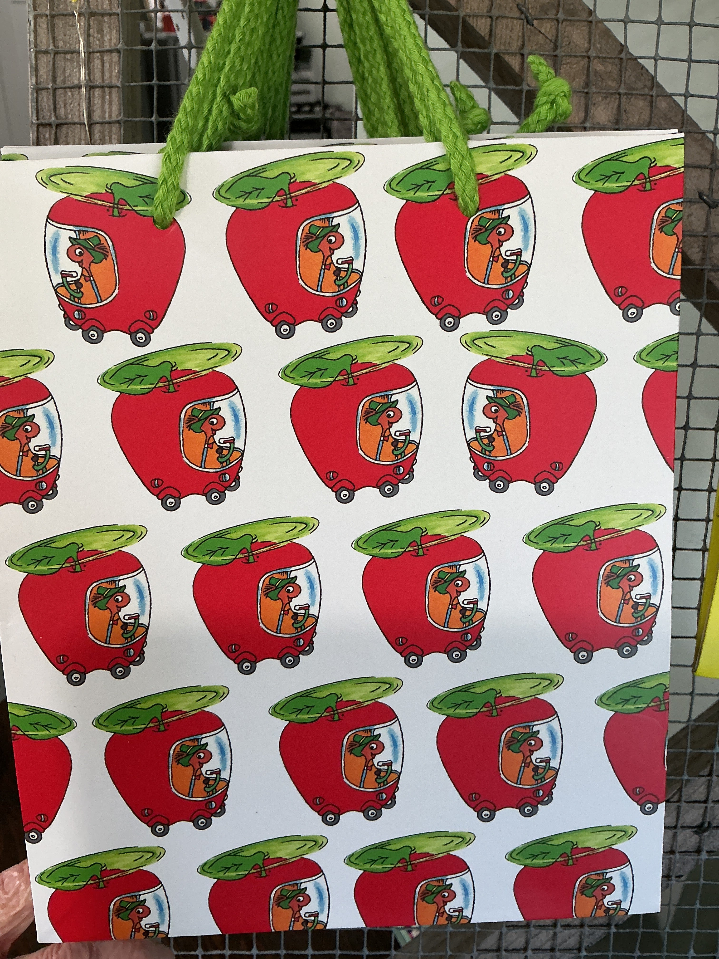 Apple Gift Bag Medium