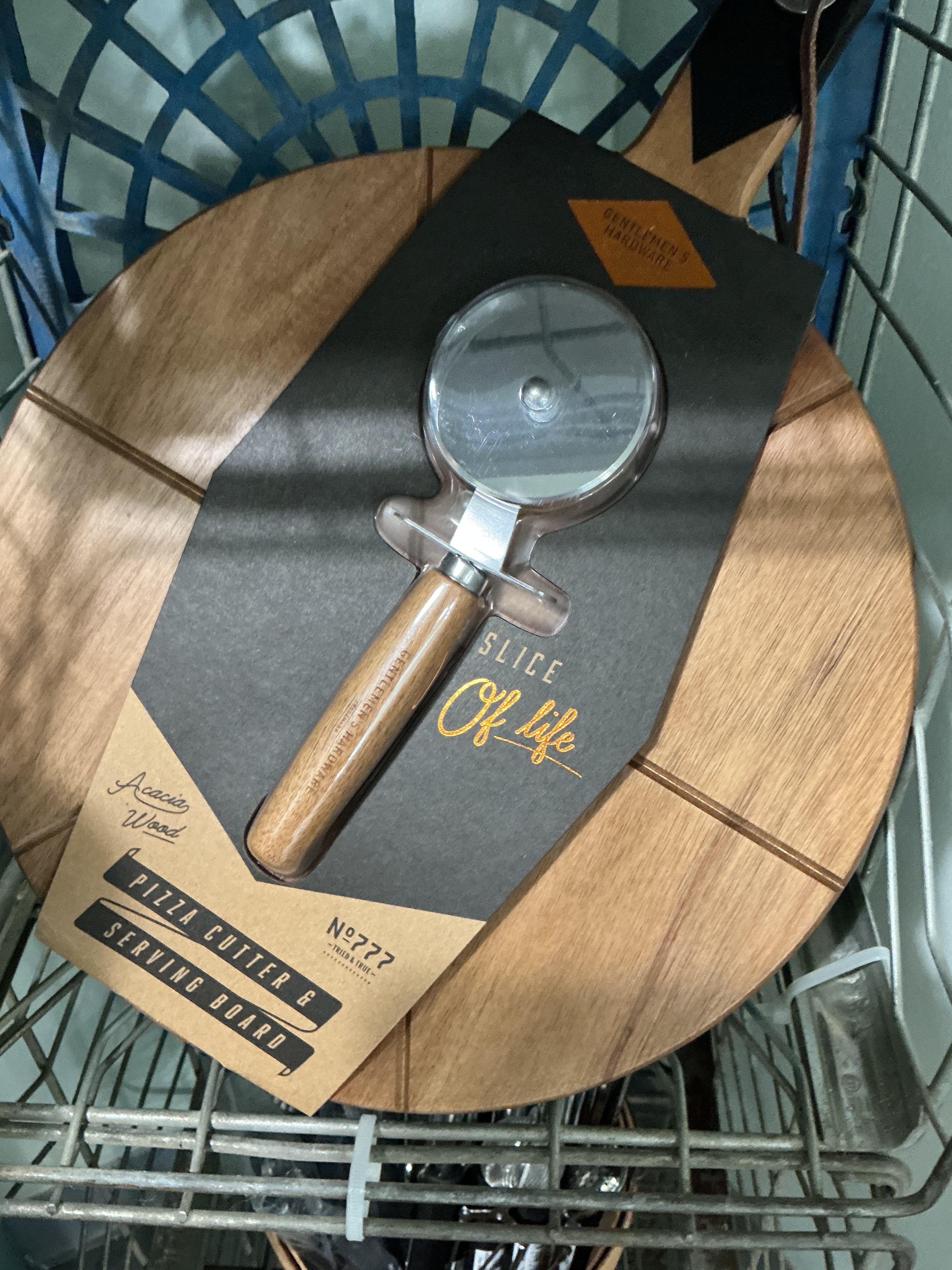 Pizza Board and Cutter